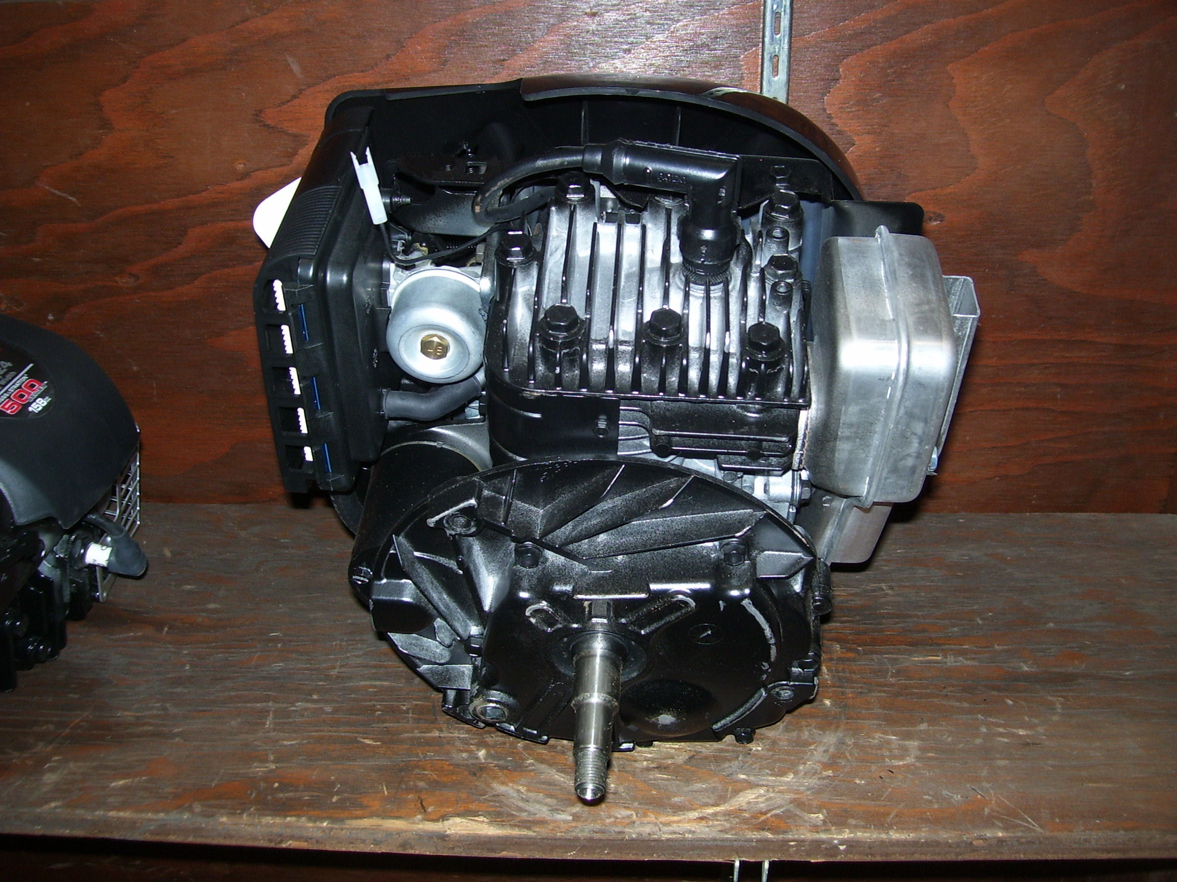 Small Engine 126T070332 Briggs & Stratton 190cc 675 Series